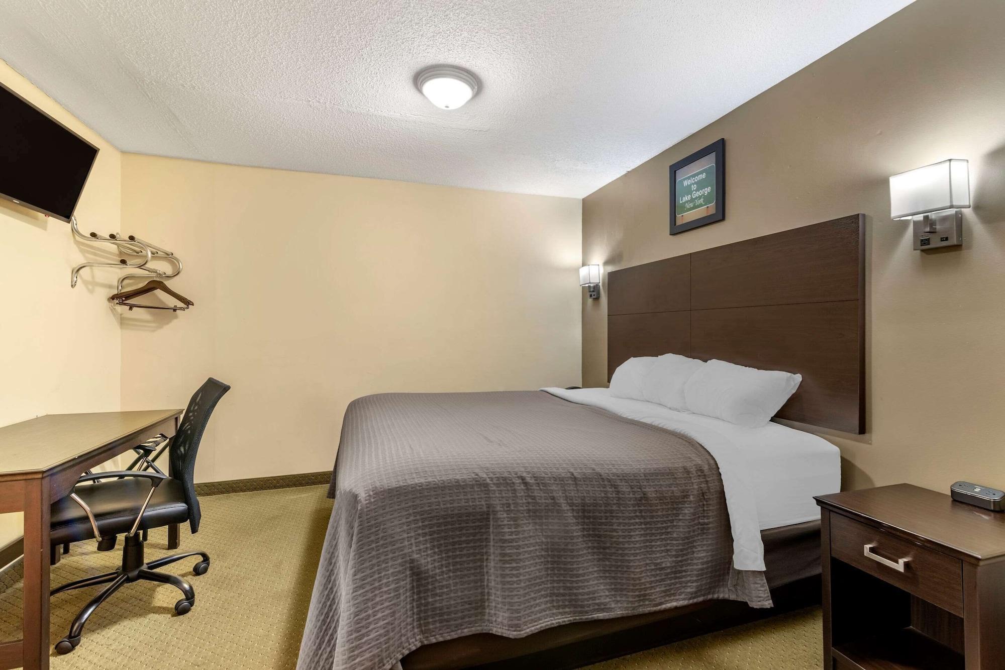 Rodeway Inn Lake George Outlets 외부 사진